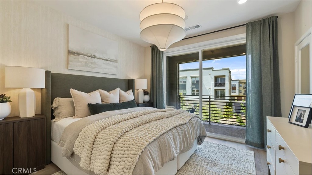 Coral at Valencia - Residential