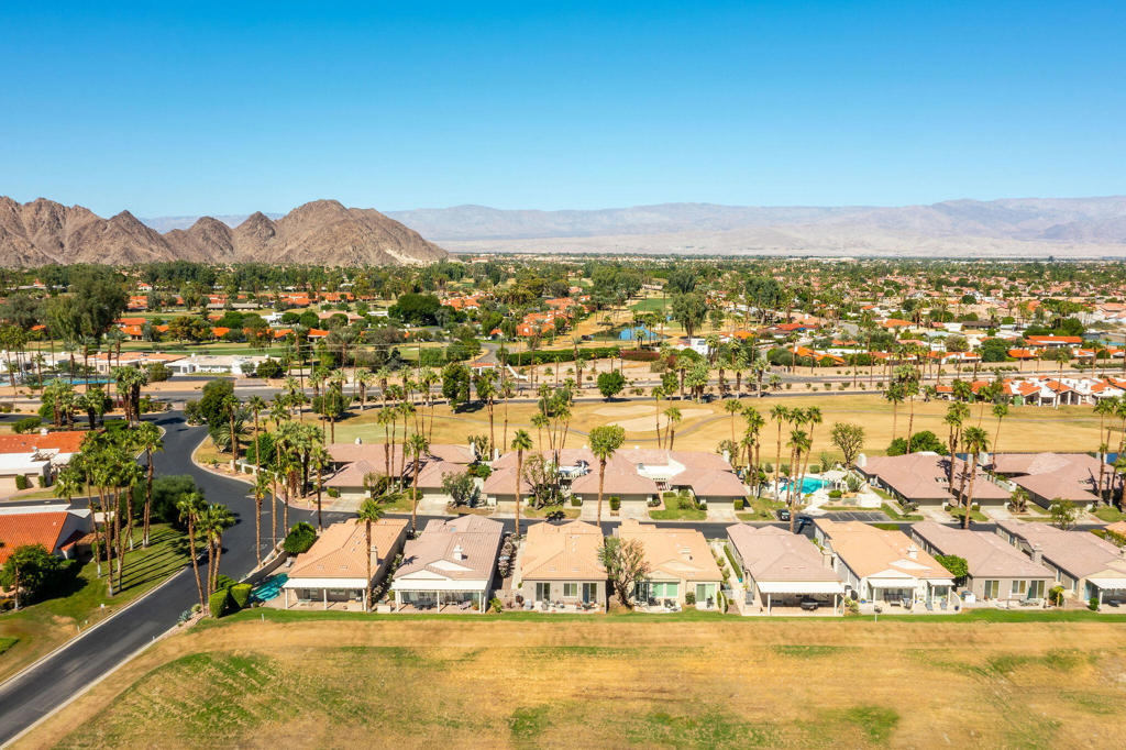 Duna La Quinta - Residential