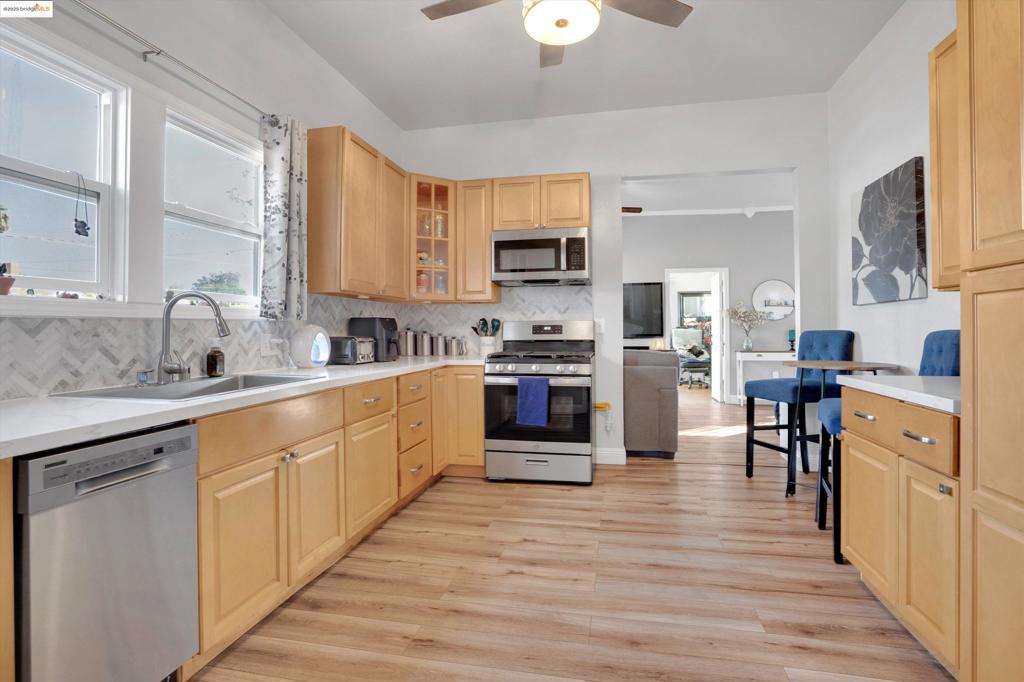 DOWNTOWN ANTIOCH - Residential