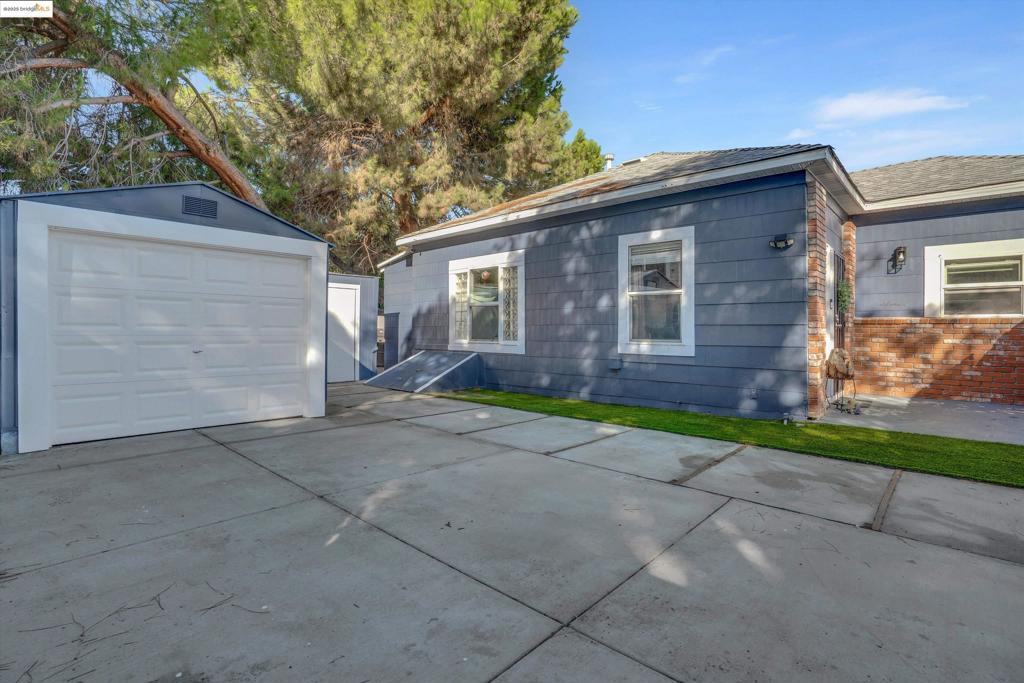 DOWNTOWN ANTIOCH - Residential