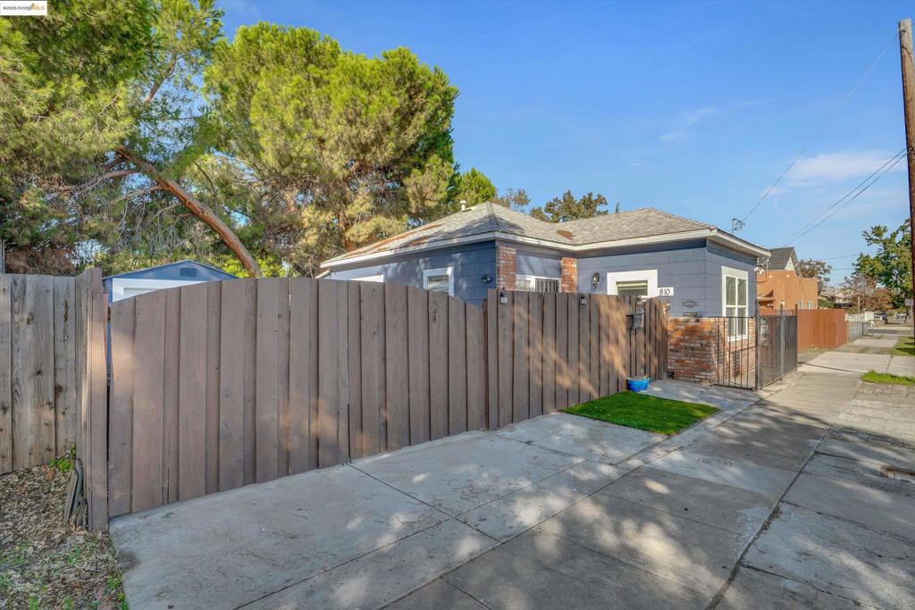 DOWNTOWN ANTIOCH - Residential