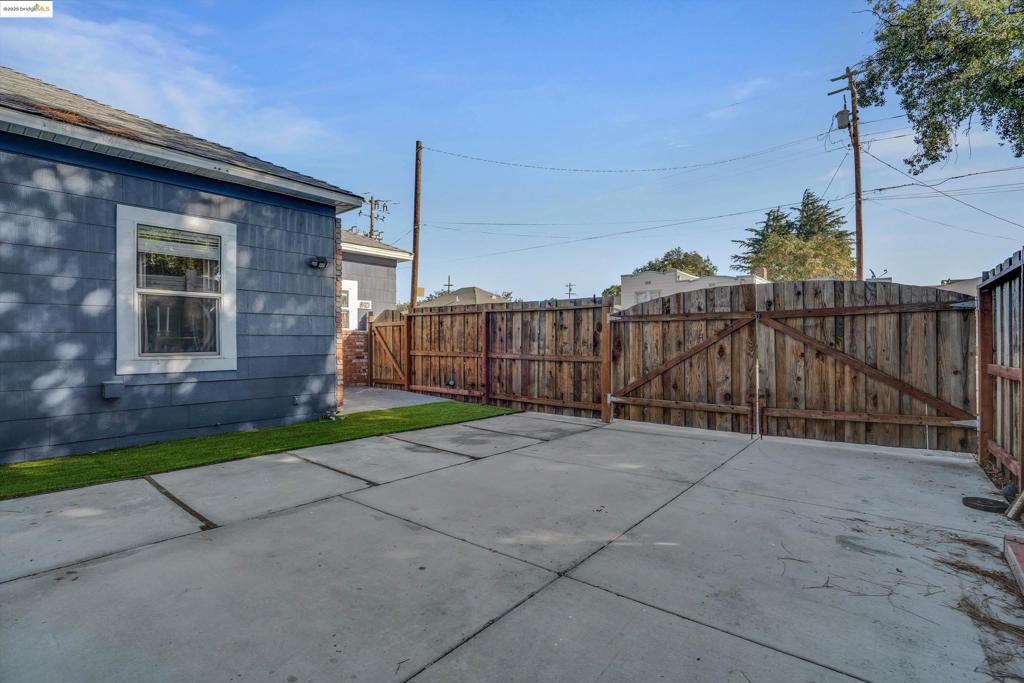 DOWNTOWN ANTIOCH - Residential