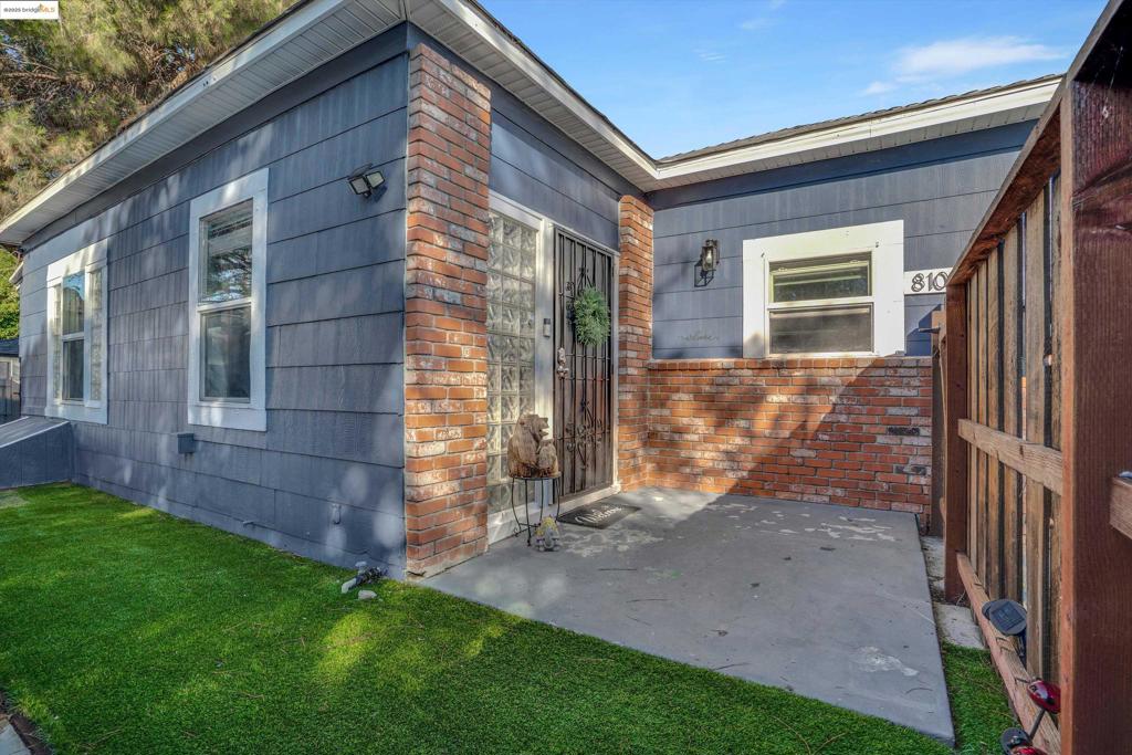 DOWNTOWN ANTIOCH - Residential