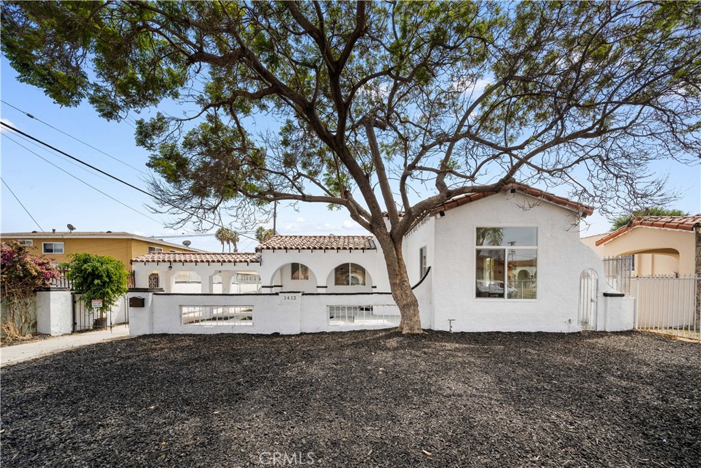 1412 W 93rd Street