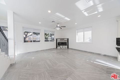 Photo of 2017 Centinela Avenue #B, Santa Monica, CA 90404 (MLS # 25628993)