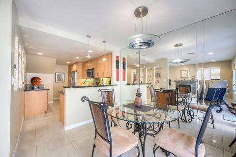 3467 REYNARD WAY A San Diego CA 92103