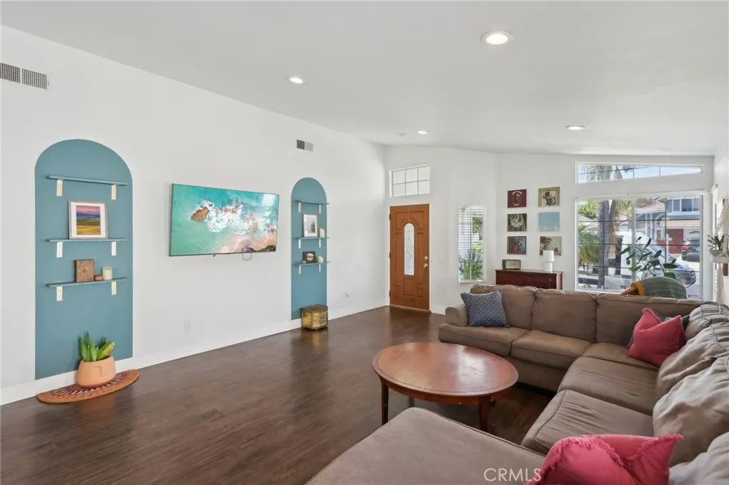 Murrieta, California 92562, United States, 3 Bedrooms Bedrooms, ,2 BathroomsBathrooms,Residential,Active,117202