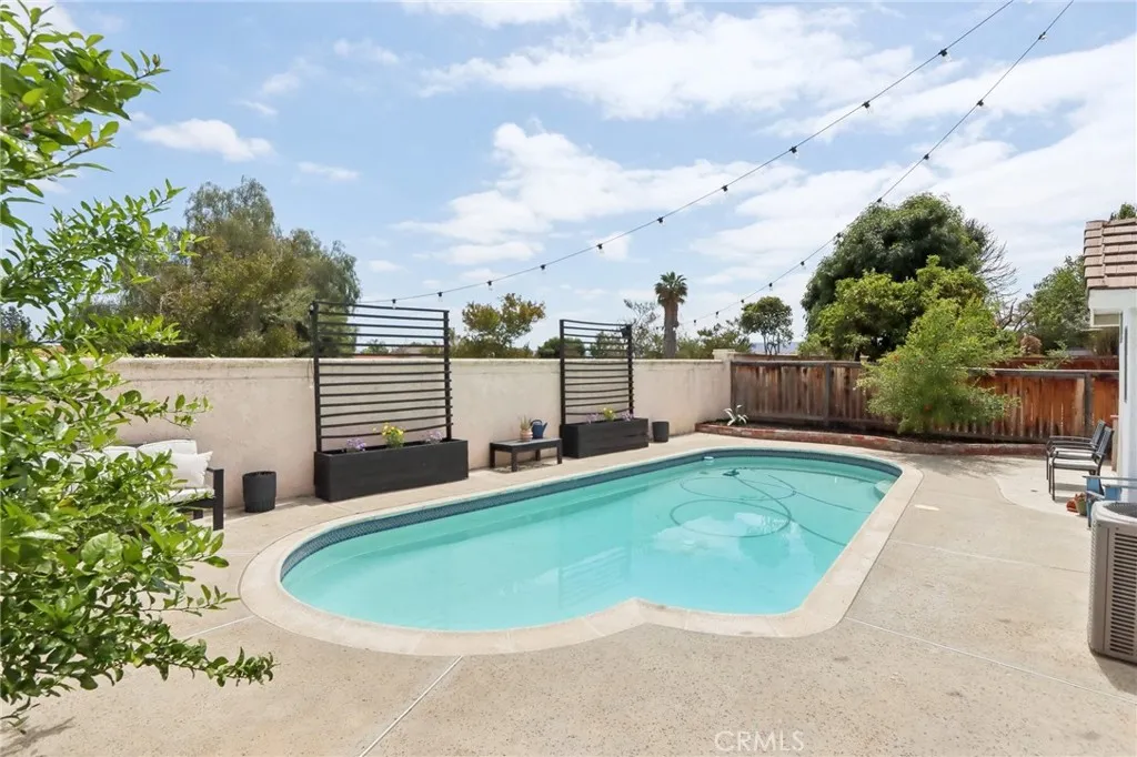 Murrieta, California 92562, United States, 3 Bedrooms Bedrooms, ,2 BathroomsBathrooms,Residential,Active,117202