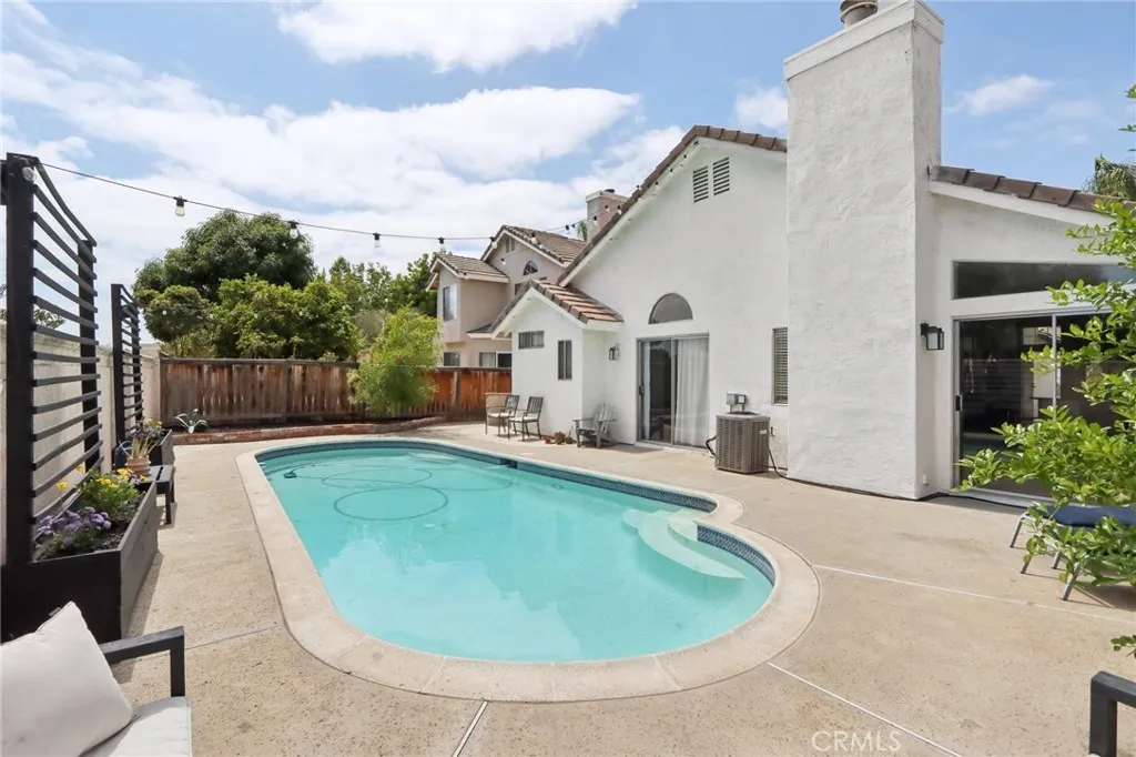 Murrieta, California 92562, United States, 3 Bedrooms Bedrooms, ,2 BathroomsBathrooms,Residential,Active,117202