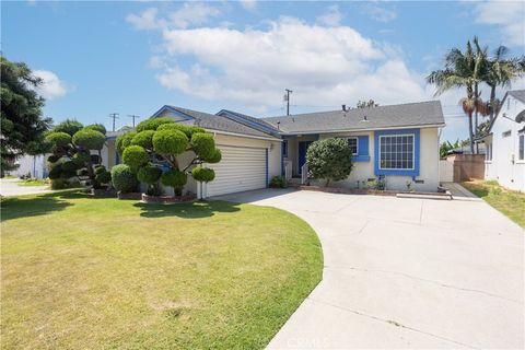 1921 North Hidden Lane Long Beach CA 90815
