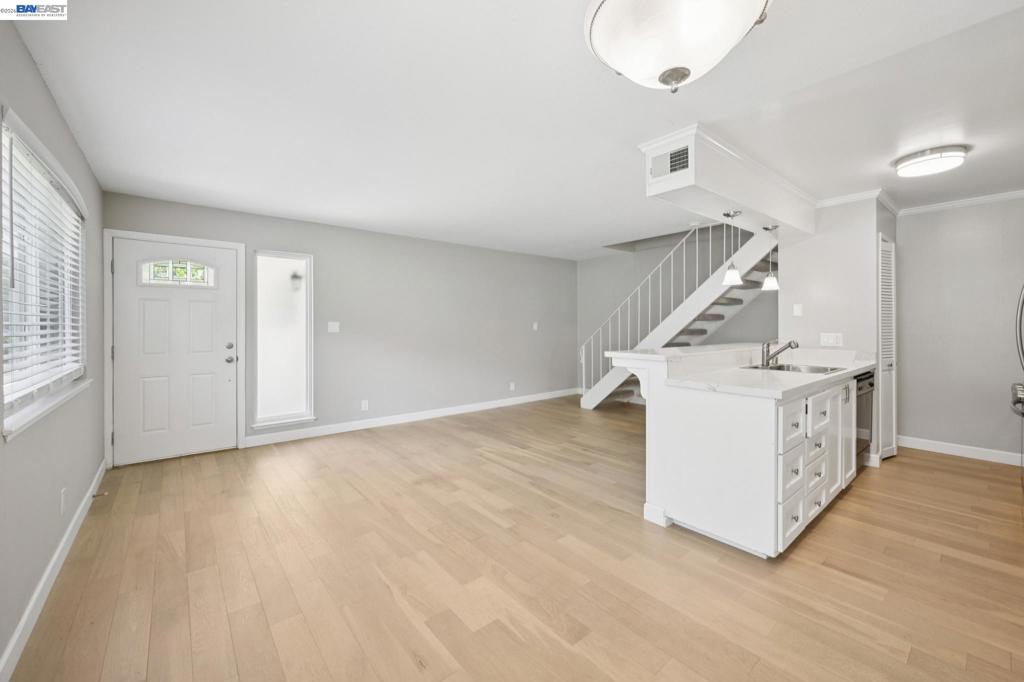 2122 Arroyo Ct 2