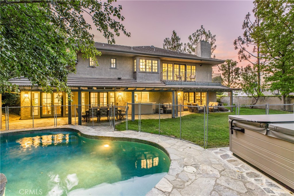 6032 County Oak Road