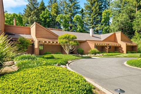 Photo of 819 El Monte Avenue Ave, Chico, CA 95928 (MLS # SN26090713)