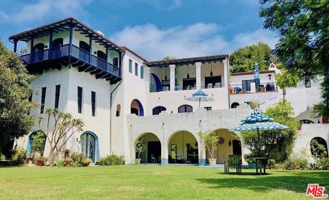 Photo of 242 MABERY Road, Santa Monica, CA 90402 (MLS # 26678455)