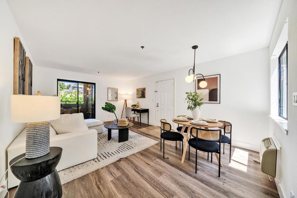 880 E Fremont Avenue 318