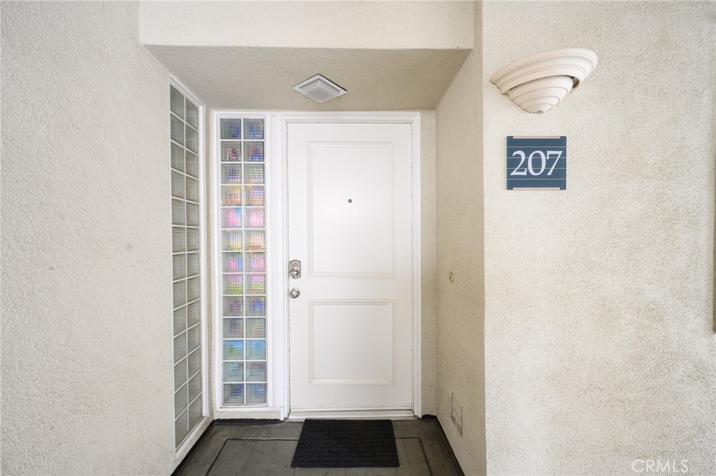 2243 Martin 207