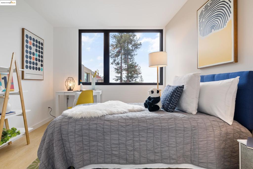 GLENVIEW - Residential