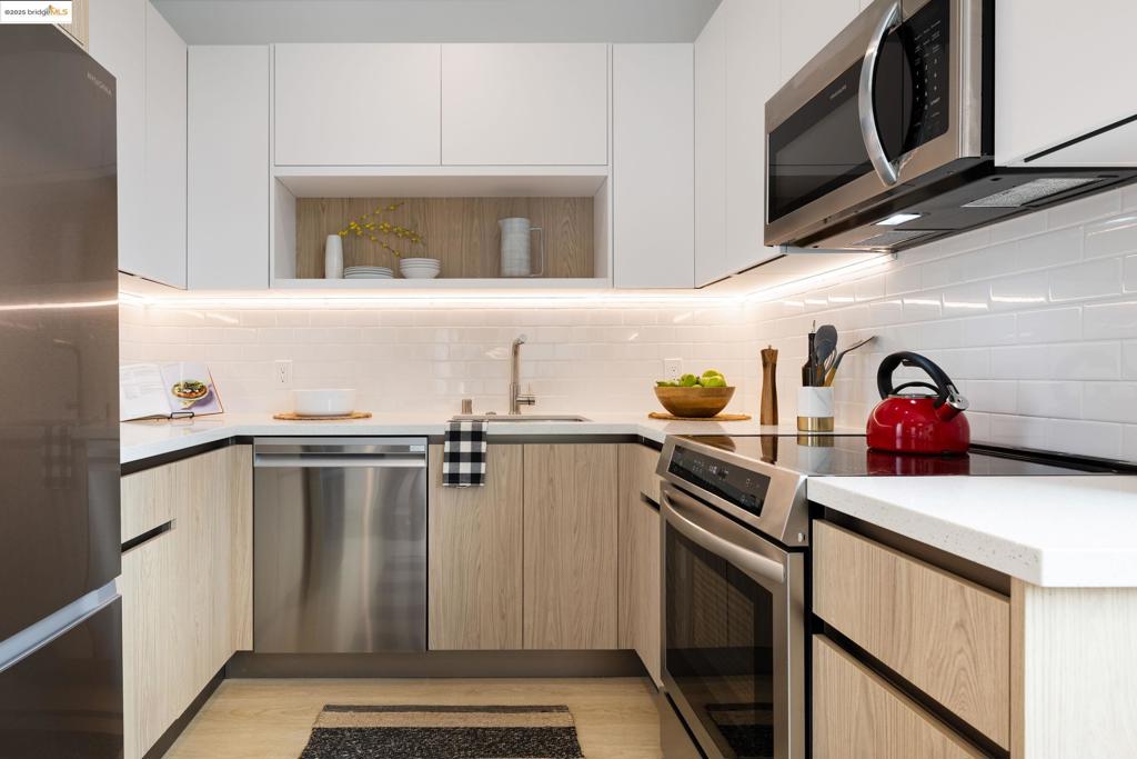 GLENVIEW - Residential