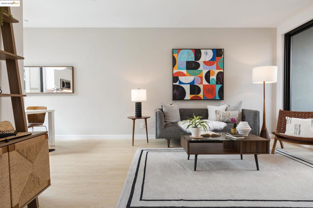 GLENVIEW - Residential