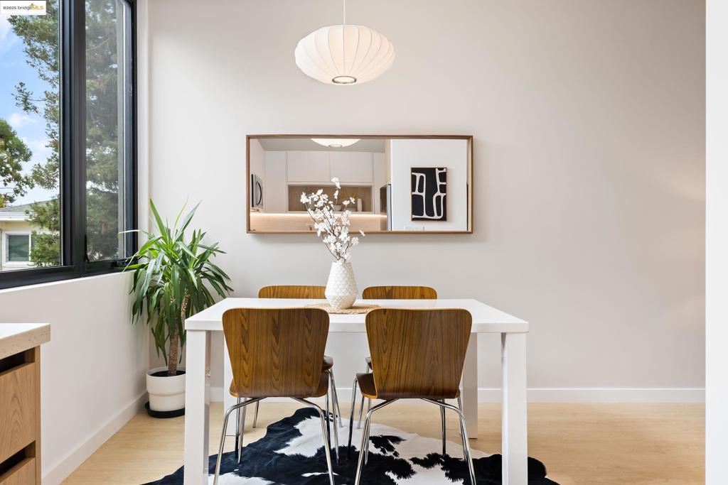 GLENVIEW - Residential