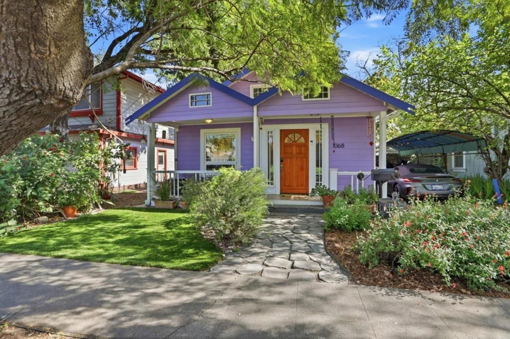 Photo of 1068 Broadway Avenue, San Jose, CA 95125 (MLS # ML82039504)