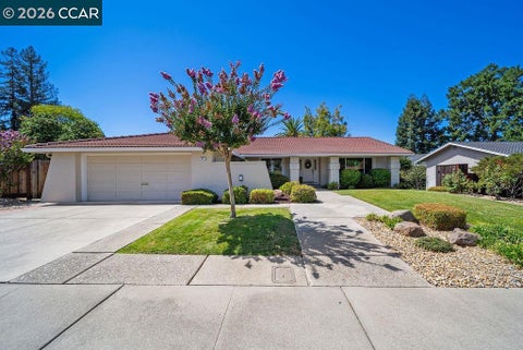 Photo of 945 Natchez Dr DR, Walnut Creek, CA 94598 (MLS # 41143766)