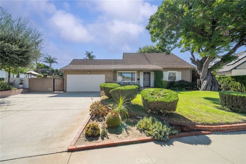 Photo of 604 N Charter DR, Covina, CA 91724 (MLS # CV26153209)