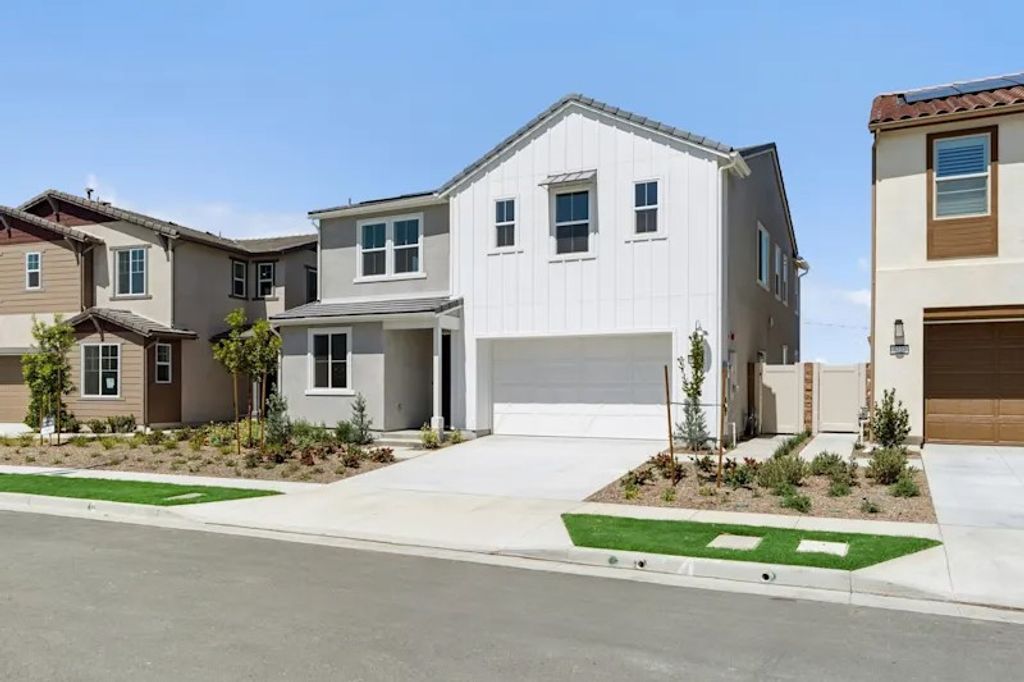 Photo of 3726 Crossen Drive, Corona, CA 92883 (MLS # OC26082579)