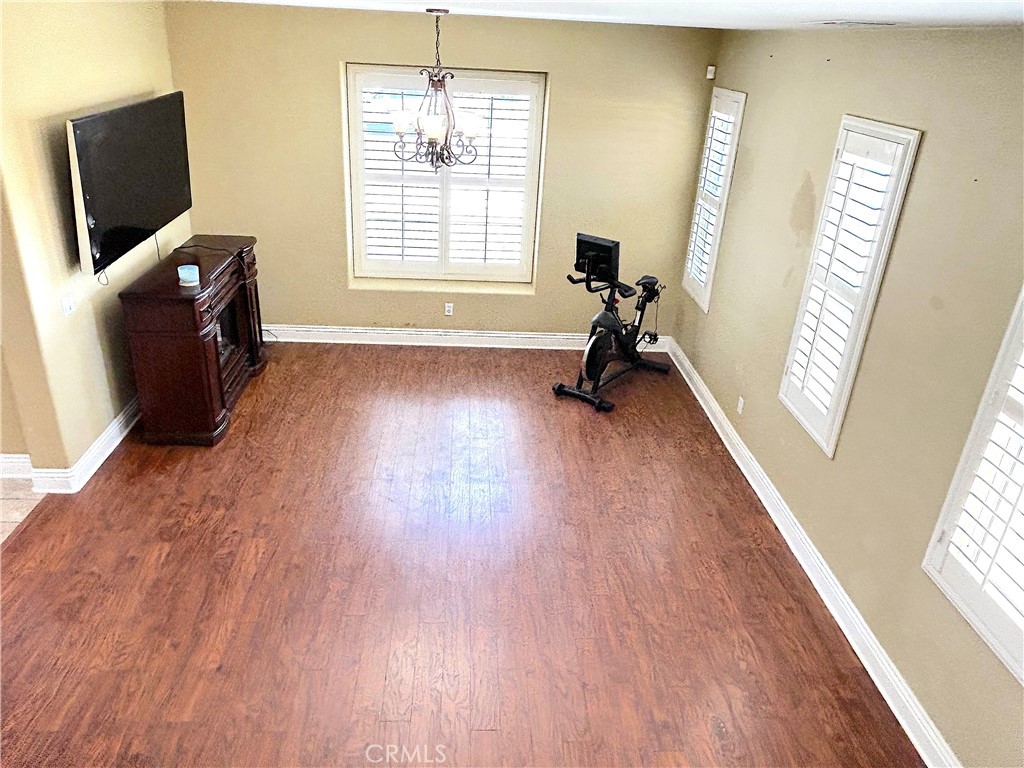 278 Overleaf Way