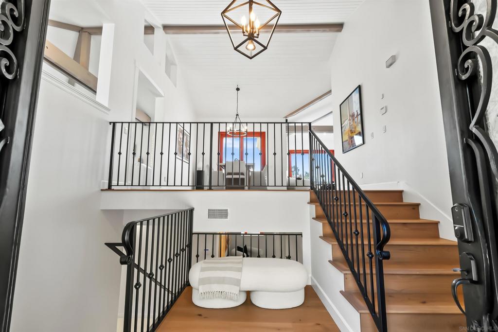 226 Stratford Park Cir