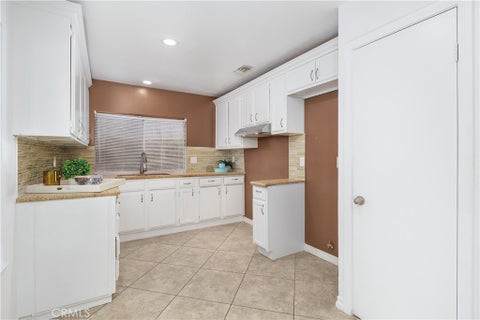 Tiny photo for 6897 Crest Avenue, Riverside, CA 92503 (MLS # PW26199302)