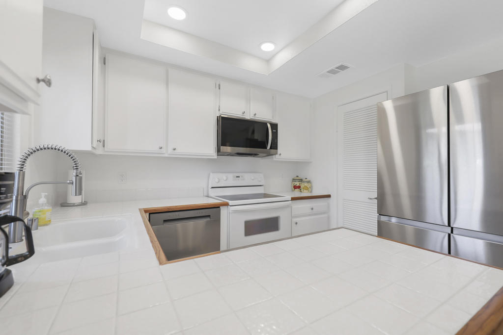 Deep Canyon Tennis C - Residential