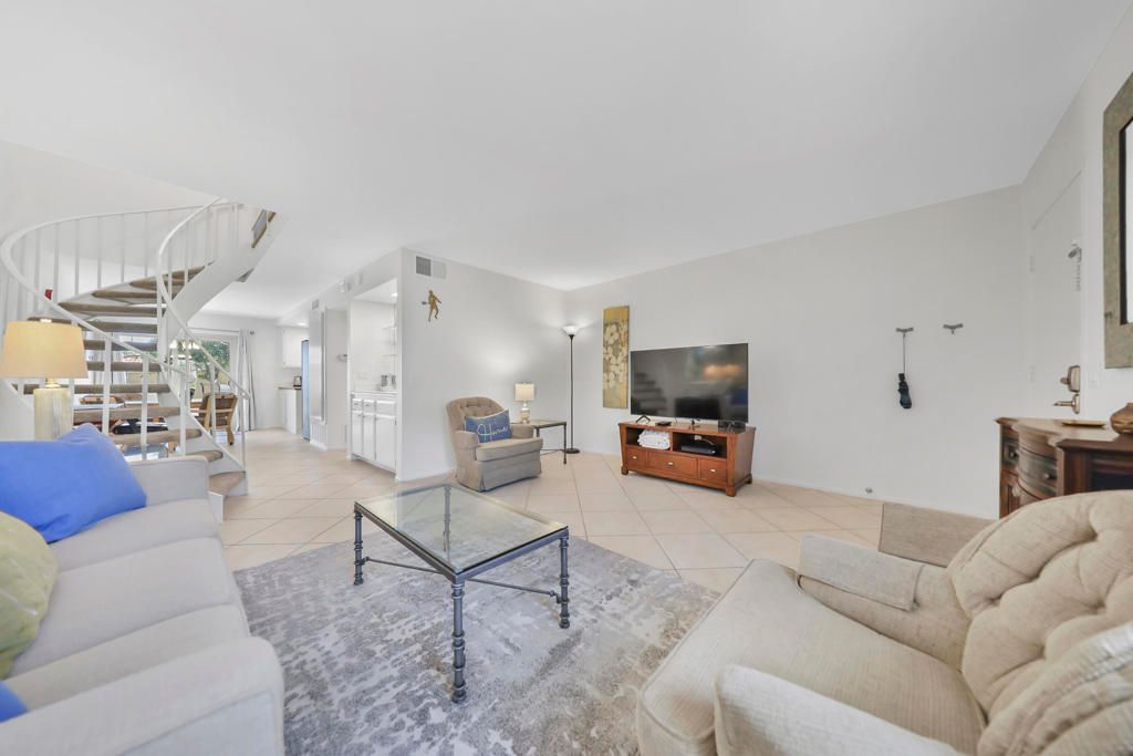 Photo of 72964 Ken Rosewall Lane, Palm Desert, CA 92260 (MLS # 219137466DA)