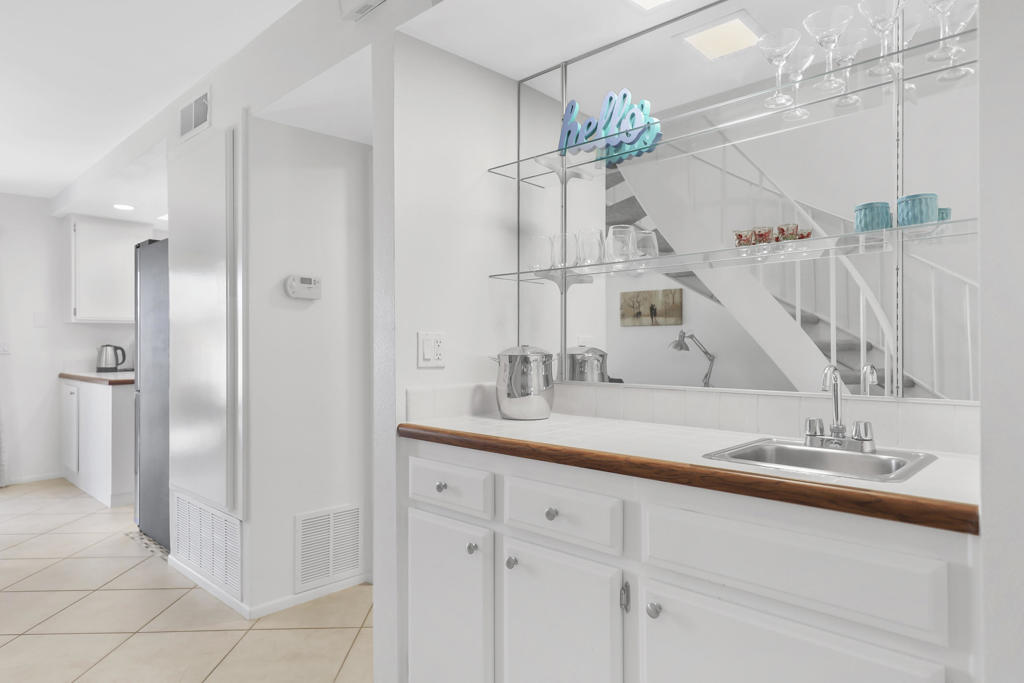 Deep Canyon Tennis C - Residential