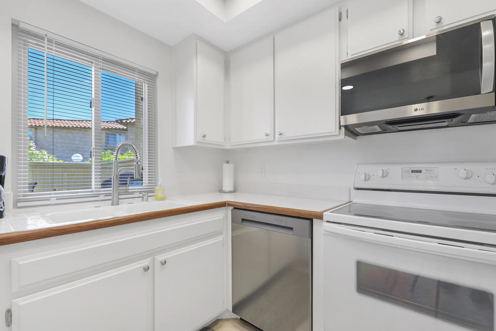 Deep Canyon Tennis C - Residential