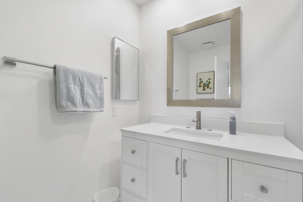 Deep Canyon Tennis C - Residential