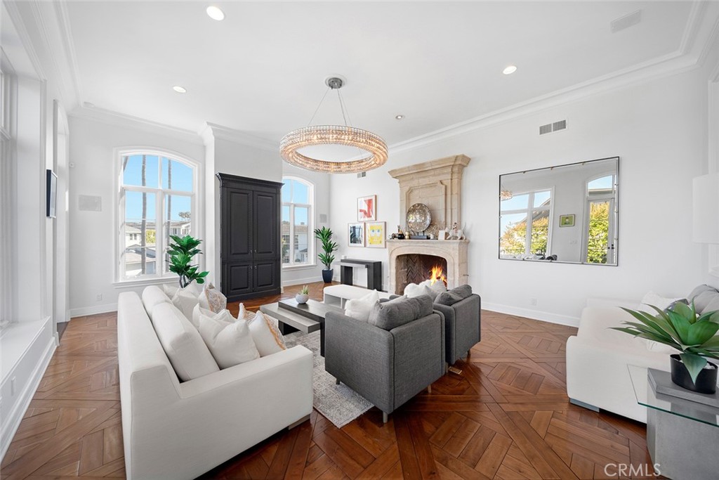 Emerald Bay (EB) - Residential Lease