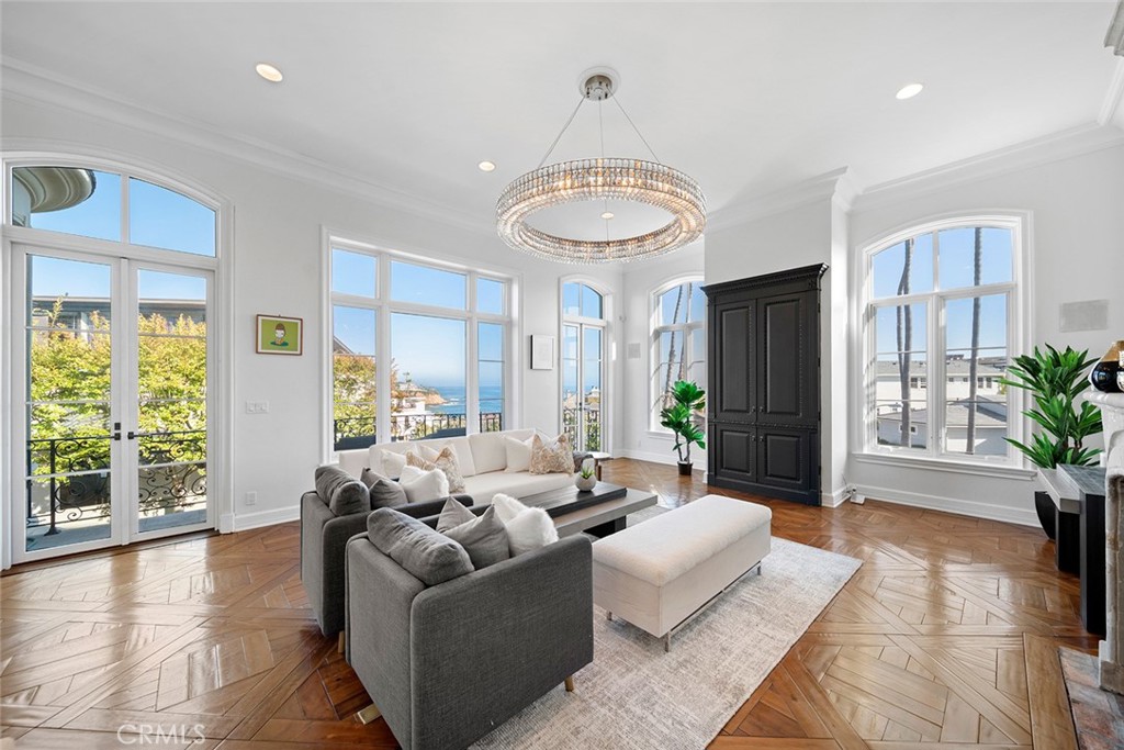 Emerald Bay (EB) - Residential Lease