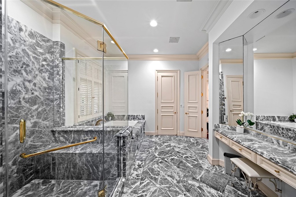 Emerald Bay (EB) - Residential Lease