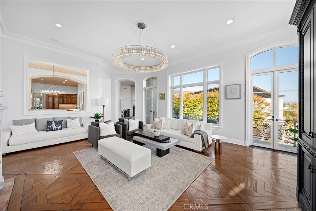 Emerald Bay (EB) - Residential Lease