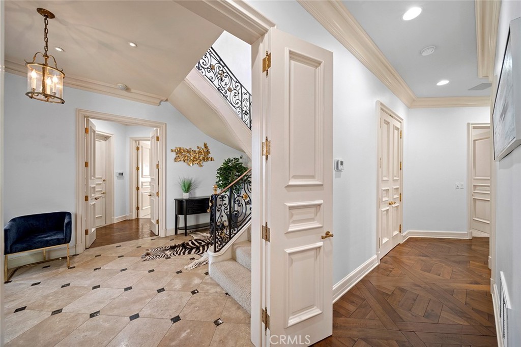 Emerald Bay (EB) - Residential Lease