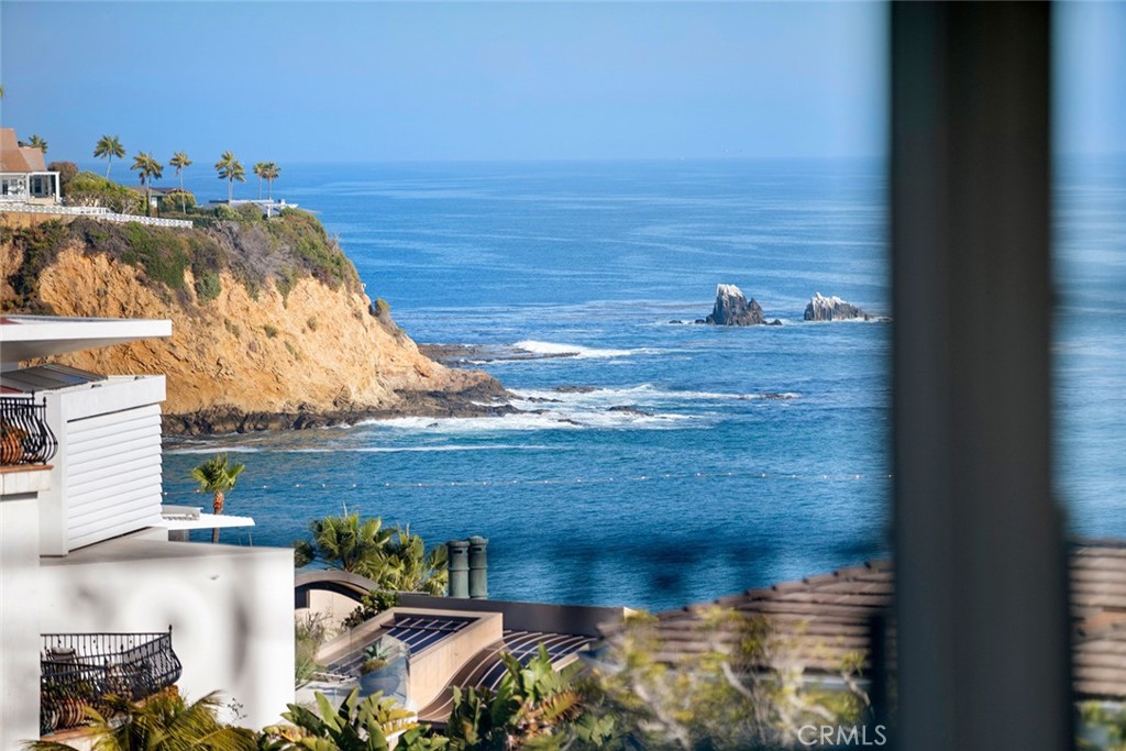 121 Emerald Bay