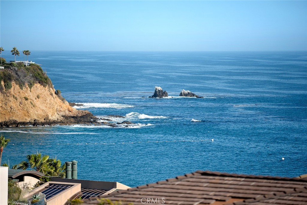 121 Emerald Bay