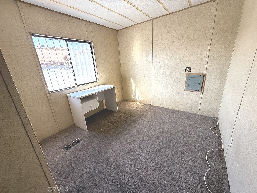 13713 S Vermont Avenue 15