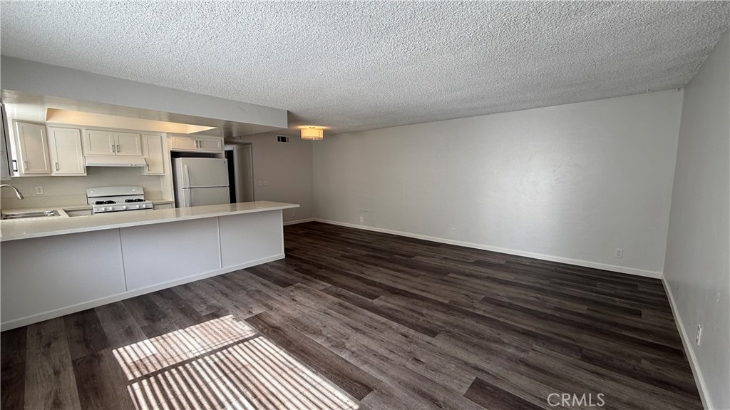 Lantern Village Central (LDC) - Residential Lease