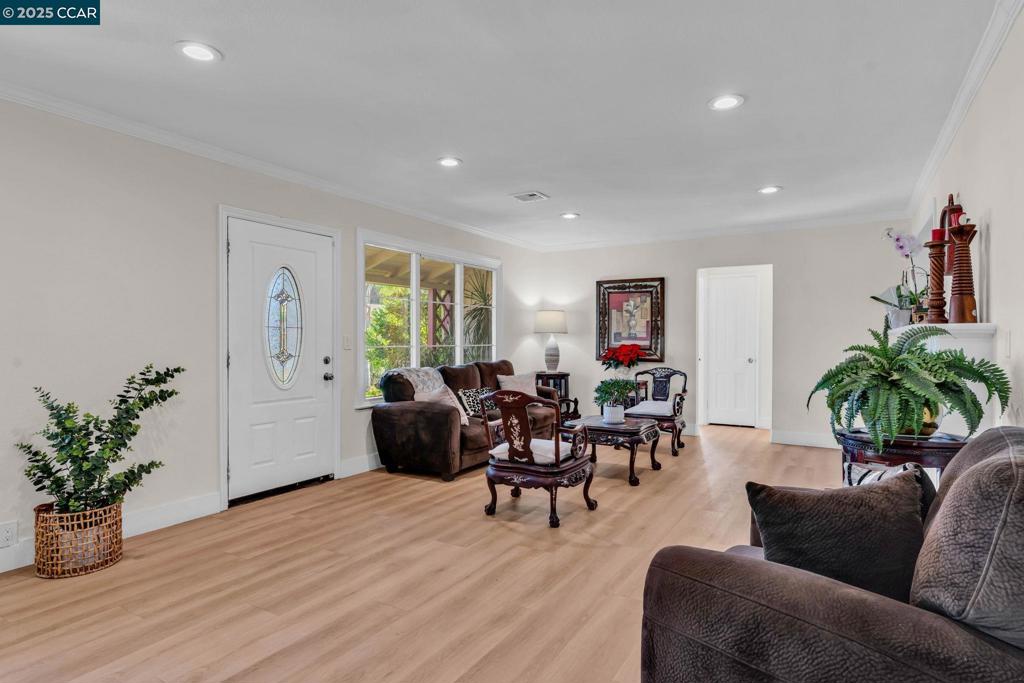 GALINDO CREEK - Residential