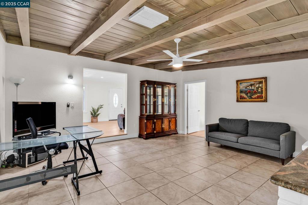 GALINDO CREEK - Residential