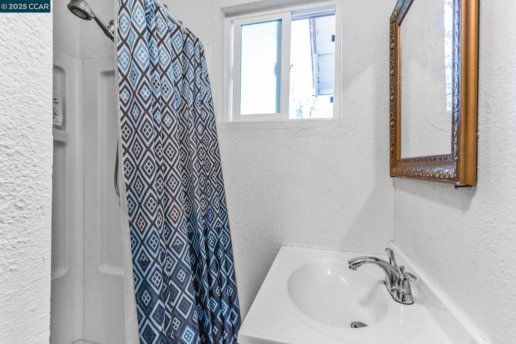 GALINDO CREEK - Residential