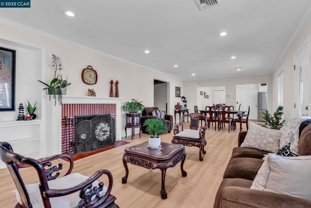 GALINDO CREEK - Residential