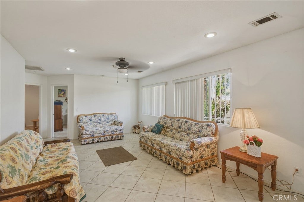 2908 Prospect